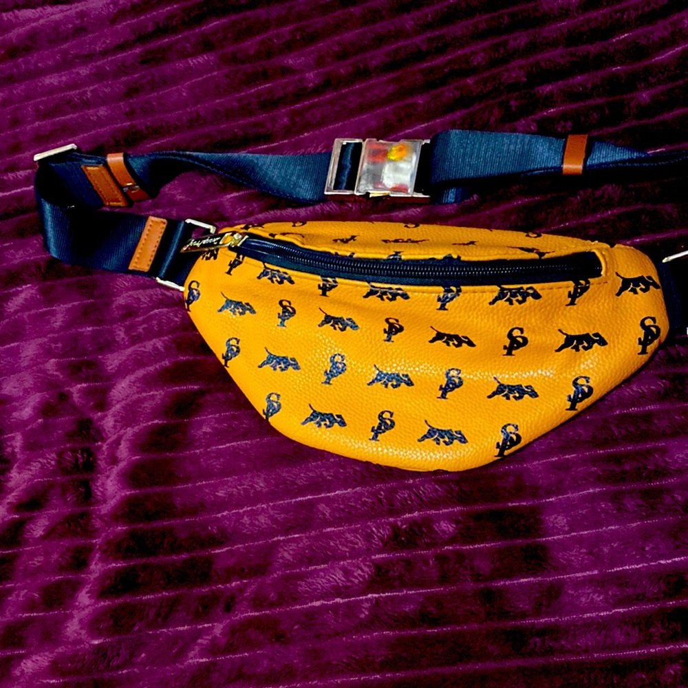 SnoopProof Smell Proof Fanny Pack